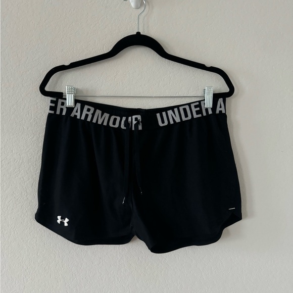 Under Armour Running Short Heatgear in Black Womens Large - Picture 2 of 4